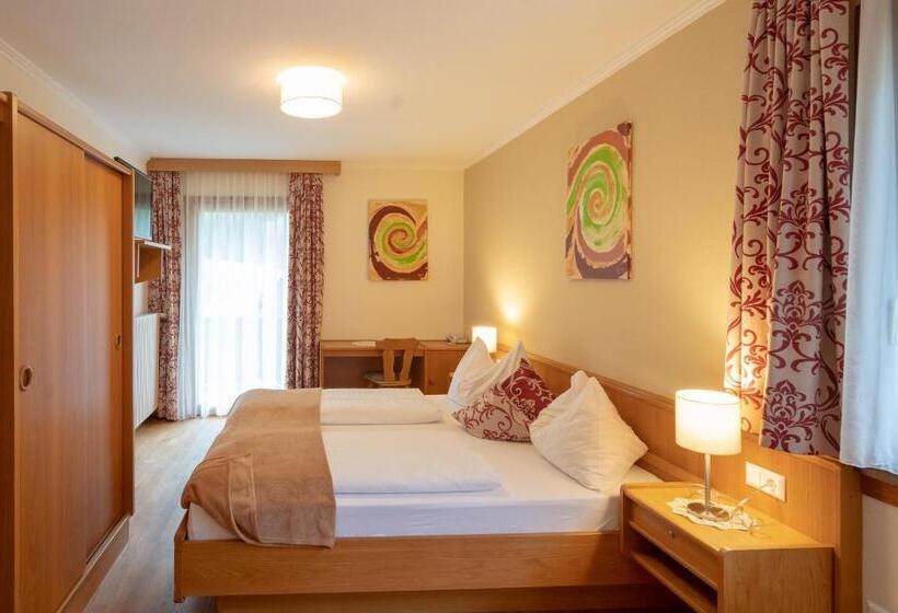 חדר סטנדרט עם מרפסת, Alpenhotel Badmeister