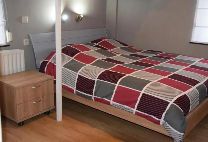 Standard-huone Jaettu Kylpyhuone, B&b Jo   Li