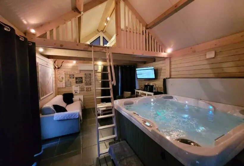 Mökki 1 Makuuhuone, B&b Jo   Li