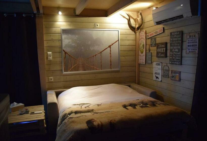 בקתת חדר, B&b Jo   Li