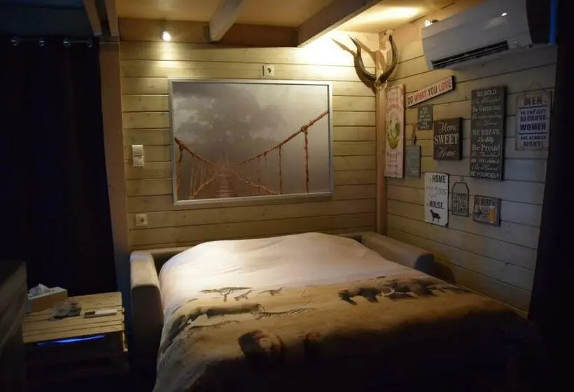 Mökki 1 Makuuhuone, B&b Jo   Li