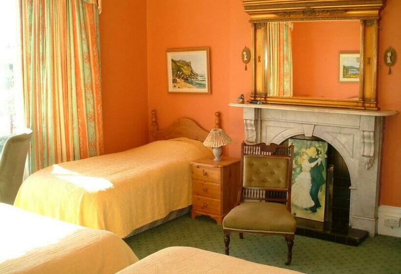 4인용 스탠다드 룸, Claremont House