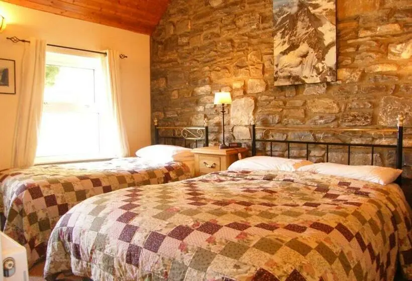 スタンダードルーム, Druid Cottage