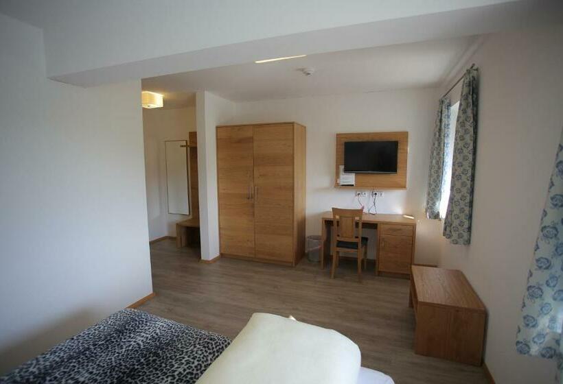 غرفة قياسية, Gästehaus Watschinger