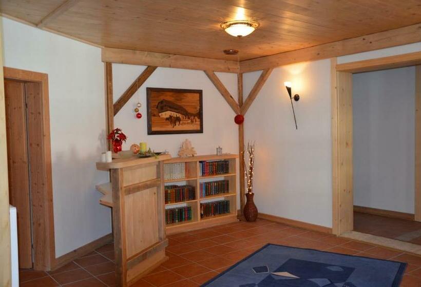 발코니가 있는 스위트, Pension Zum Schreiner