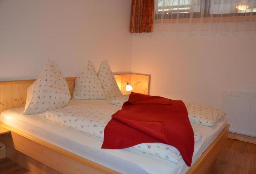 家庭间, Pension Zum Schreiner