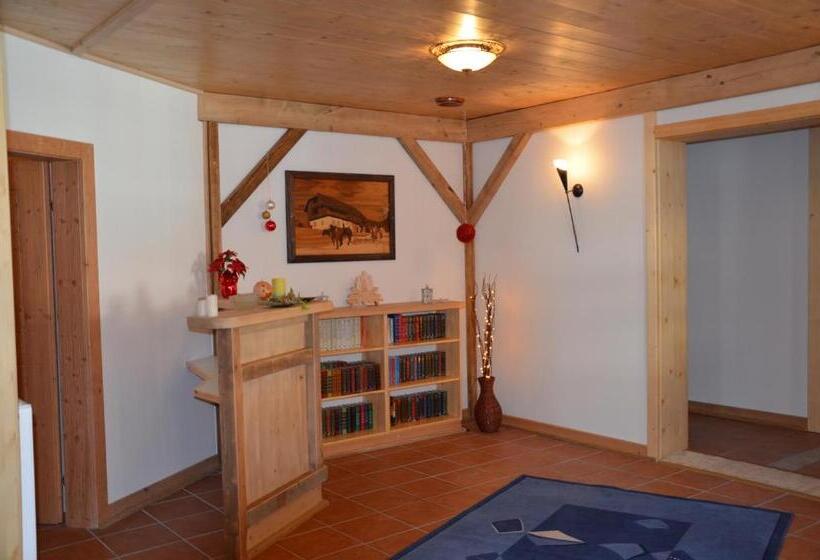 家庭间, Pension Zum Schreiner