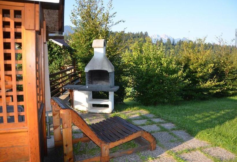 اتاق خانوادگی, Pension Zum Schreiner