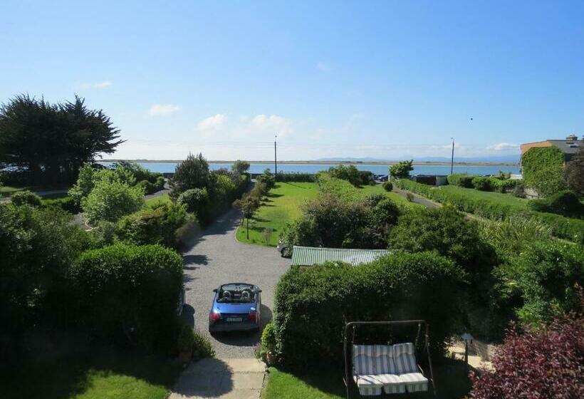 스탠다드 룸 바다 전망, The Artist Residence Dublin