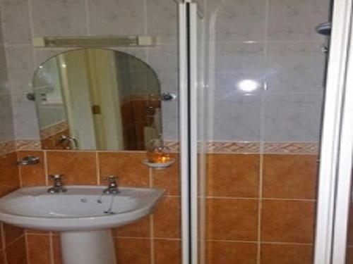 4인용 스탠다드 룸, Dun Cromain B&b