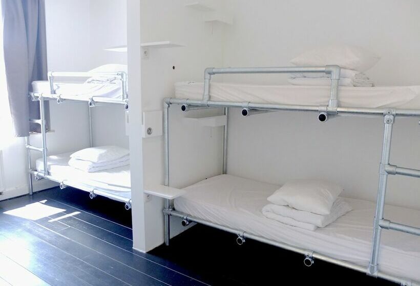 스탠다드 4인용 룸 공용 욕실, Hostel 47