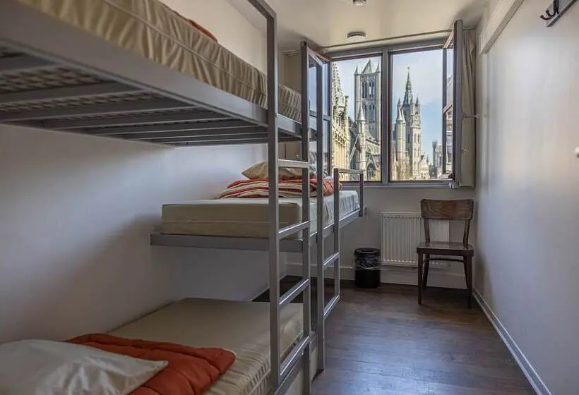 Basic-huone, Hostel Uppelink