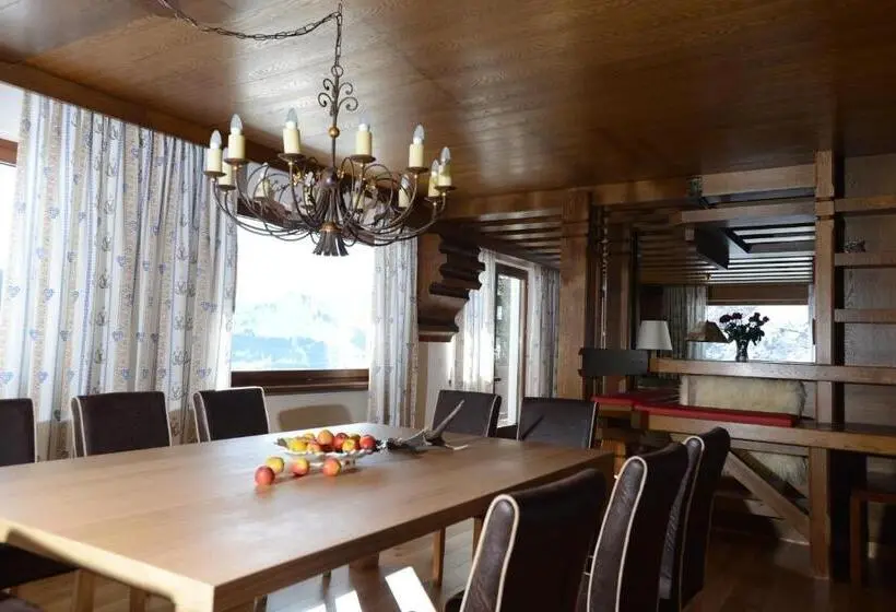 Mökki 1 Makuuhuone, Alpenresort Walsertal