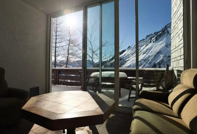 Mökki 1 Makuuhuone, Alpenresort Walsertal