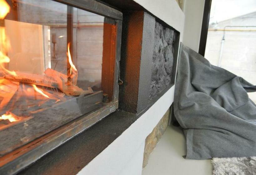 スタンダードルーム, Garaiko Landetxea