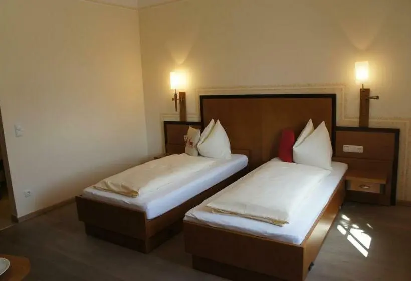 スタンダードルーム, Gasthof Hotel Jägerwirt