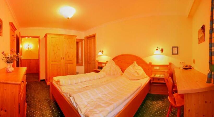 غرفة قياسية مزوَّدة بشُرفة, Kreutzer