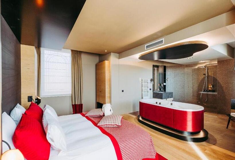 جناح ديلوكس, Domaine De Naxhelet