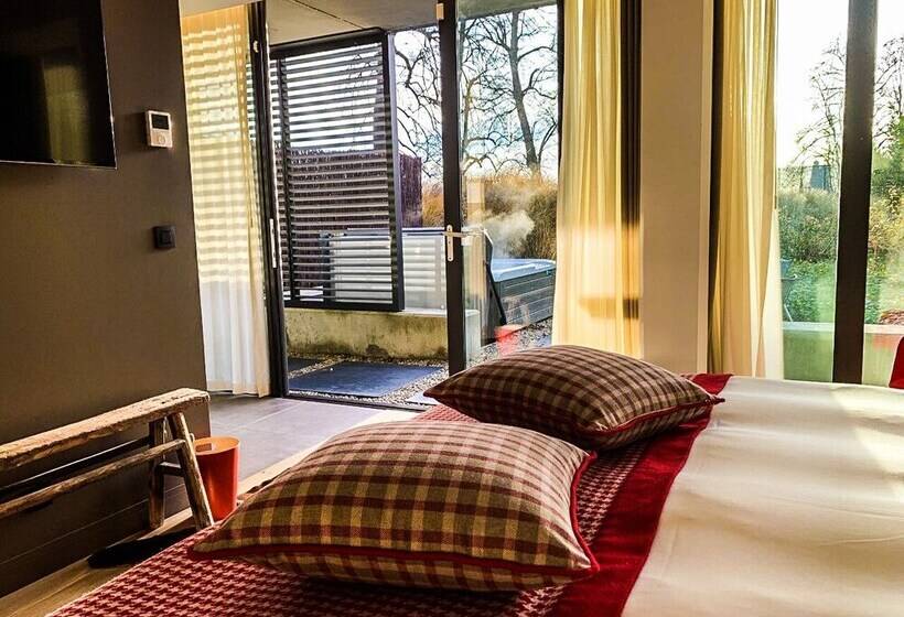 جناح بريميوم, Domaine De Naxhelet