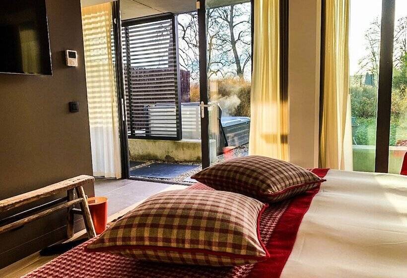 جناح بريميوم, Domaine De Naxhelet