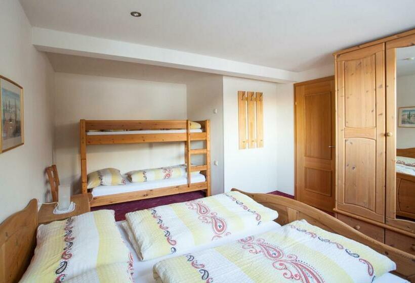 شقة غرفتين, Pension Edelweiss   Bergdorf Gargellen 1423m