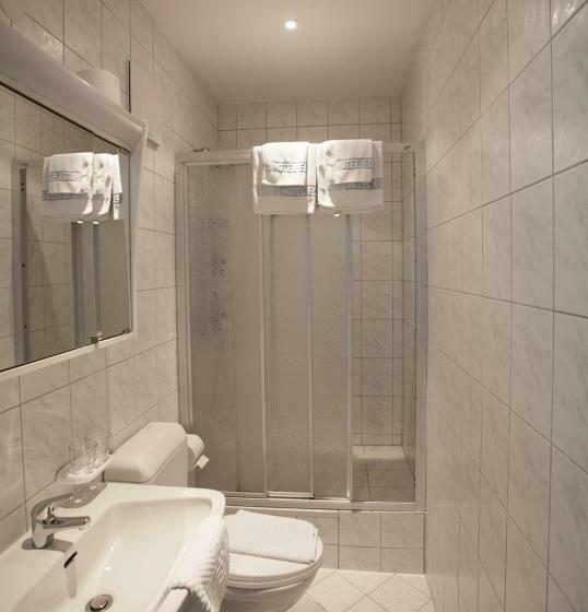 غرفة عائلية, Pension Edelweiss   Bergdorf Gargellen 1423m