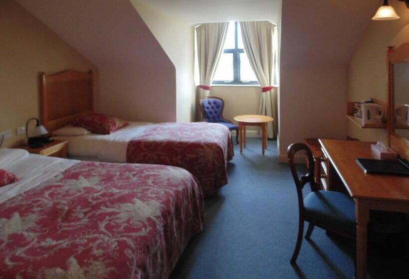 Номер Стандарт Вид на Море, óstán Oileán Acla