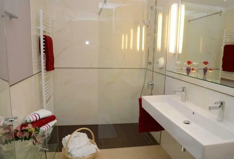 Quarto Standard com Vistas, Weinrefugium Brolli