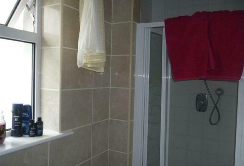 חדר סטנדרט, Armcashel B&b