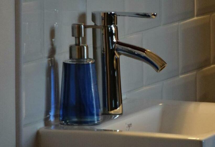 اتاق استاندارد, B&b Welcome To My Place