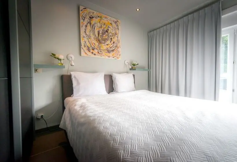 デラックスルーム, B&b Yaca