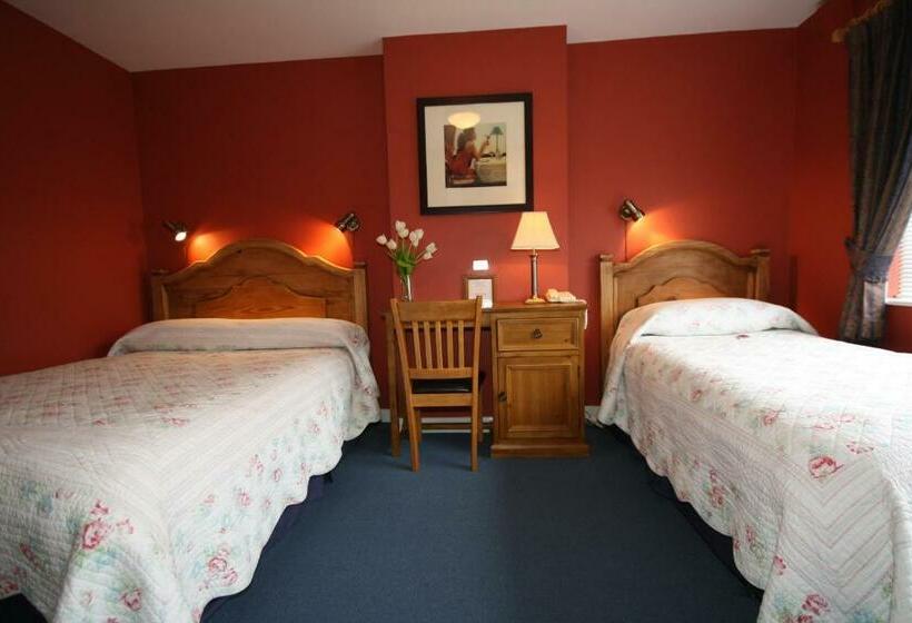 Standard Room, Ash Grove House