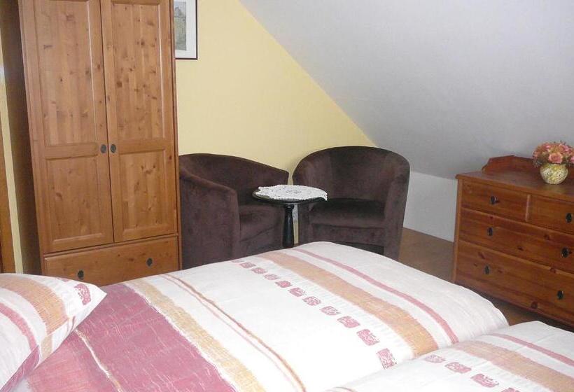 기본룸, Le Bernister Parking Privé