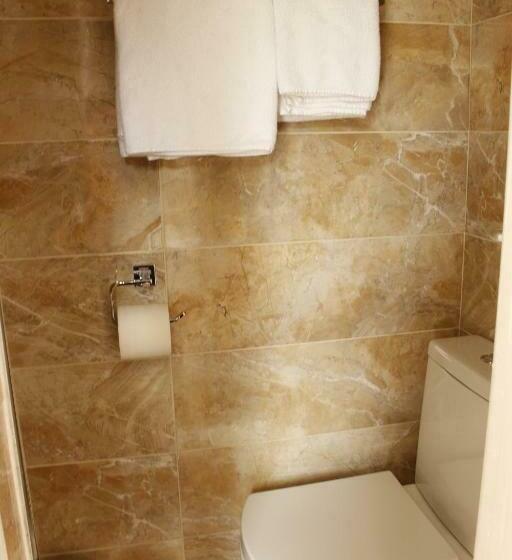 标准单人间, Shandon Bells Guest House