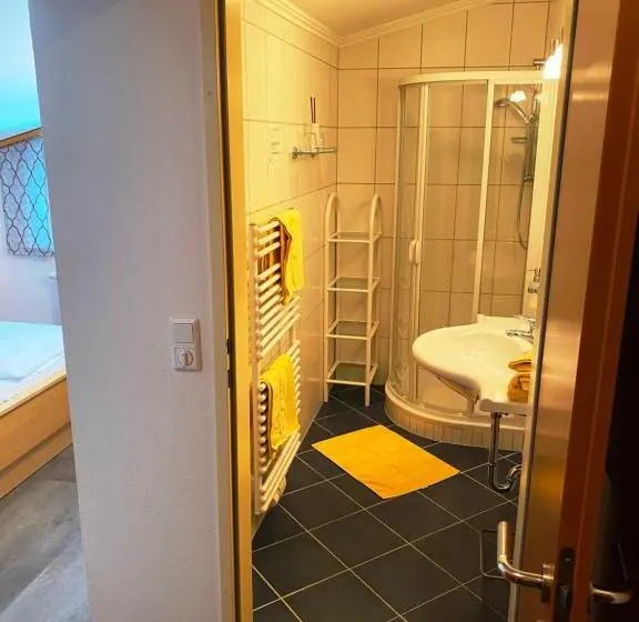 ベーシックルーム, Wellness Pension Jagahütt N