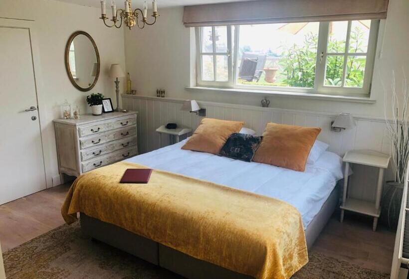 اتاق استاندارد با چشم‌انداز باغ, Bed & Breakfast Het Zilte Zand   Gratis Parking En Luxe Ontbijt   Westende