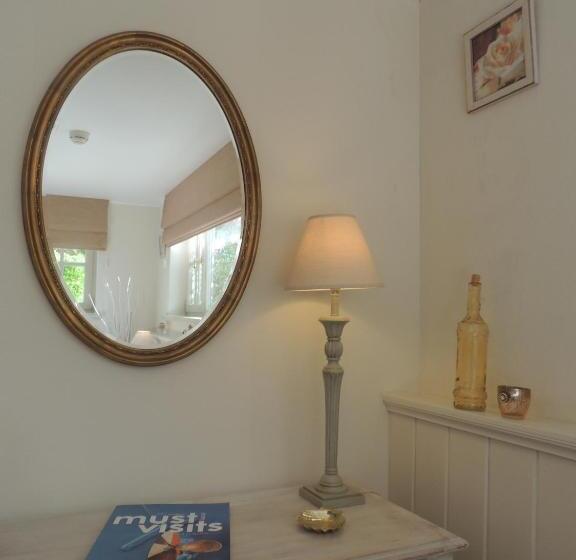 اتاق استاندارد با چشم‌انداز باغ, Bed & Breakfast Het Zilte Zand   Gratis Parking En Luxe Ontbijt   Westende