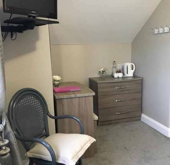 غرفة ديلوكس مطلّة علي البحر, Glasha Meadows B&b