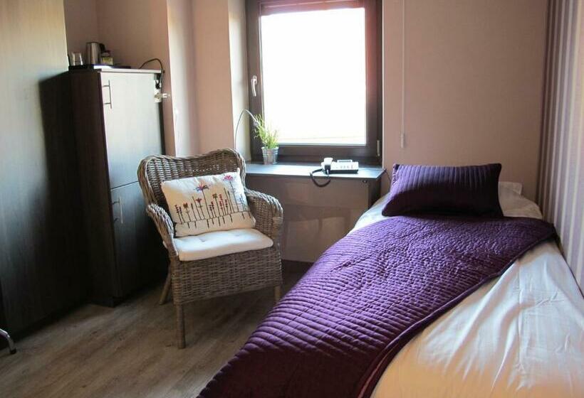 חדר סטנדרט יחיד, A Fleur De Couette