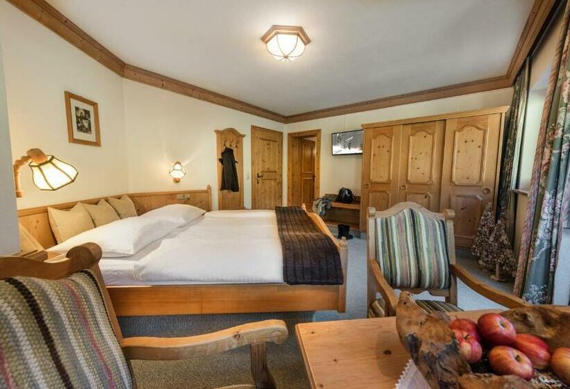 غرفة كمفورت مع بلكونة, Alpenhof