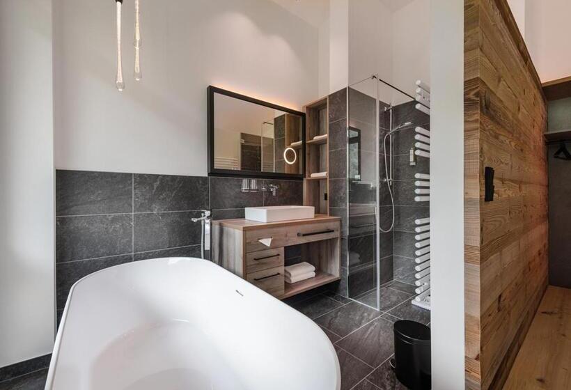 جناح رئاسى, Alpenhof