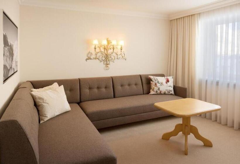 Family Suite, Arabell