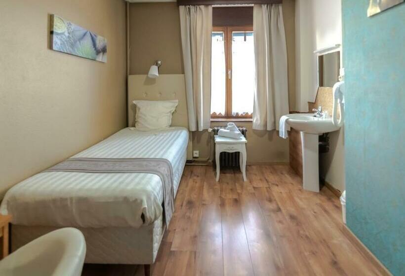 חדר סטנדרט יחיד, Des Ardennes