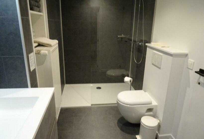 스탠다드 트리플 룸, D'hommelbelle