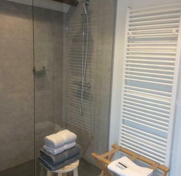 패밀리 룸, D'hommelbelle