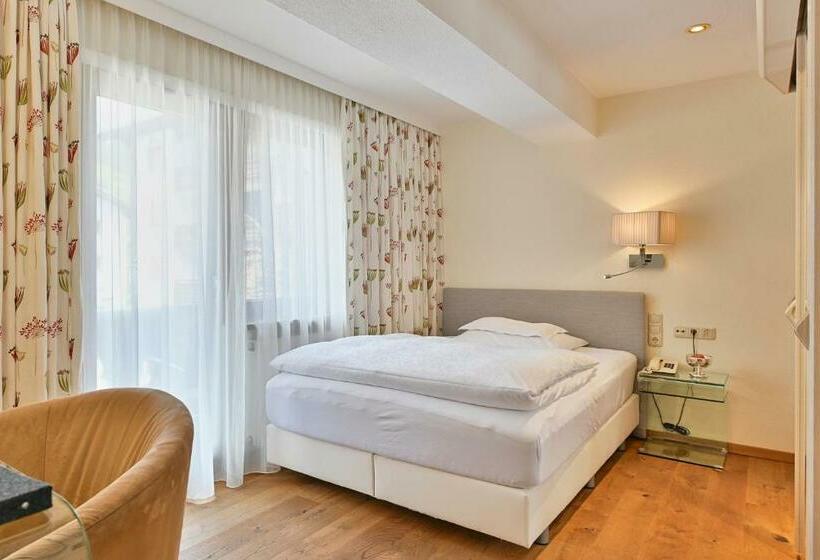 חדר סטנדרט יחיד, Garni Sursilva