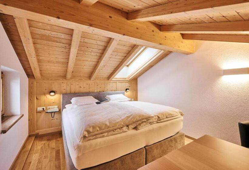 חדר קומפורט, Garni Sursilva