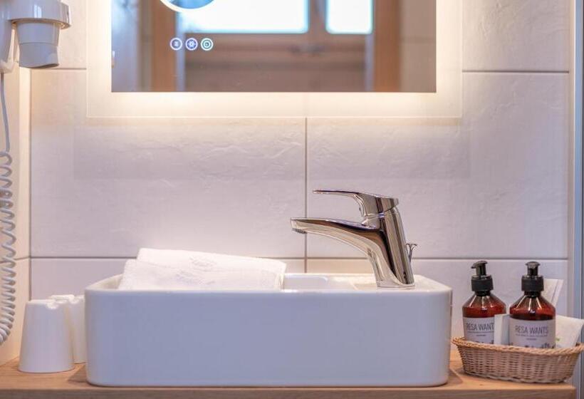 غرفة إقتصادية, Hubertus, 3 Sterne Superior