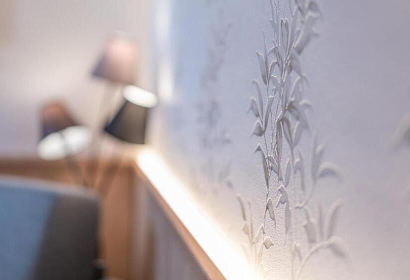 غرفة إقتصادية, Hubertus, 3 Sterne Superior