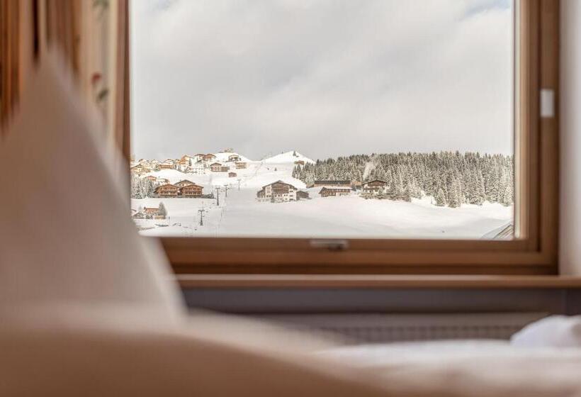 جناح عائلي, Hubertus, 3 Sterne Superior